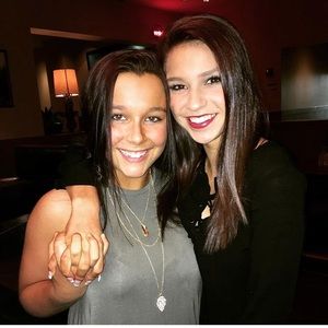 Meet your Posher, Claire